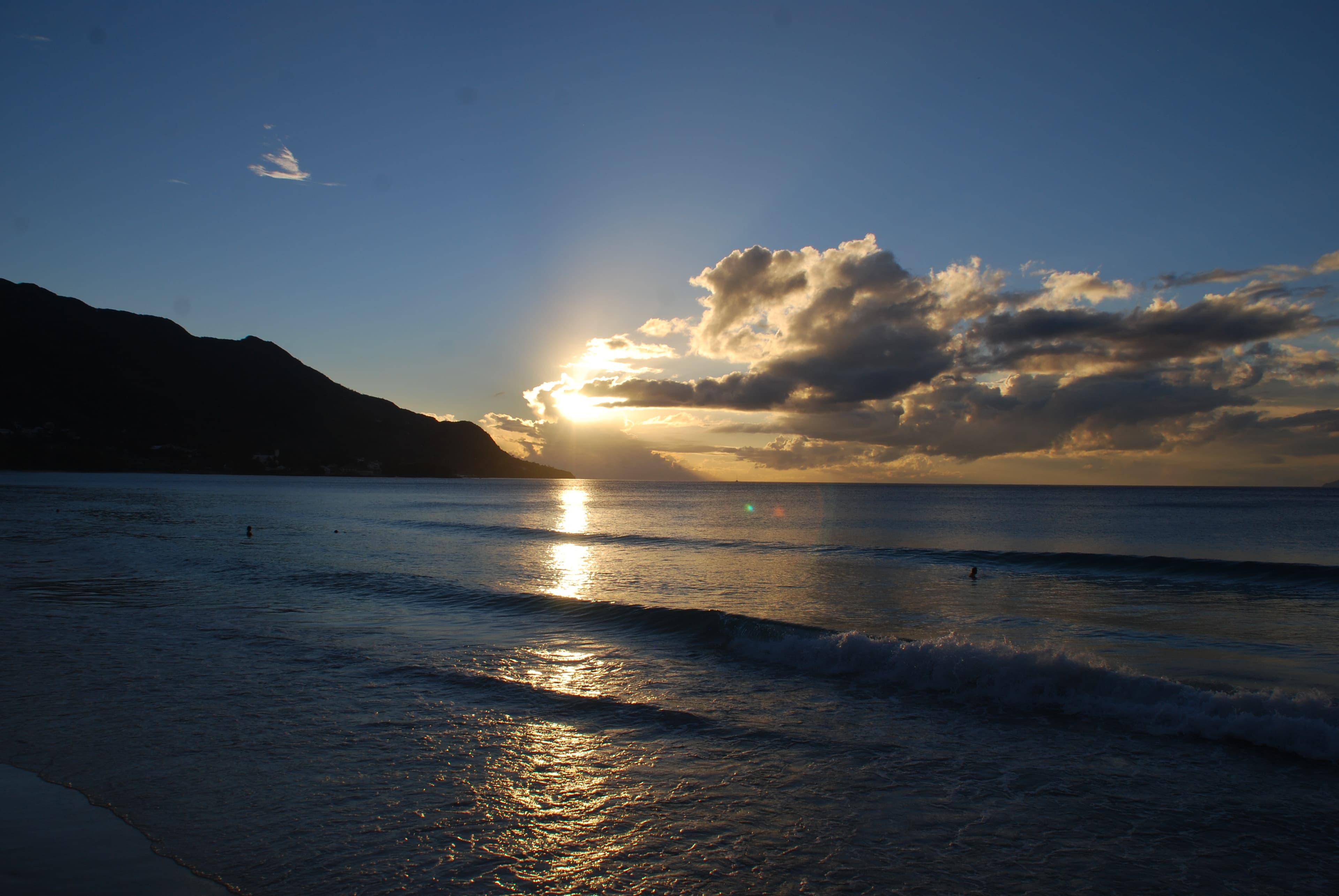 Scmaw Mahé Sunset Over The Sea
