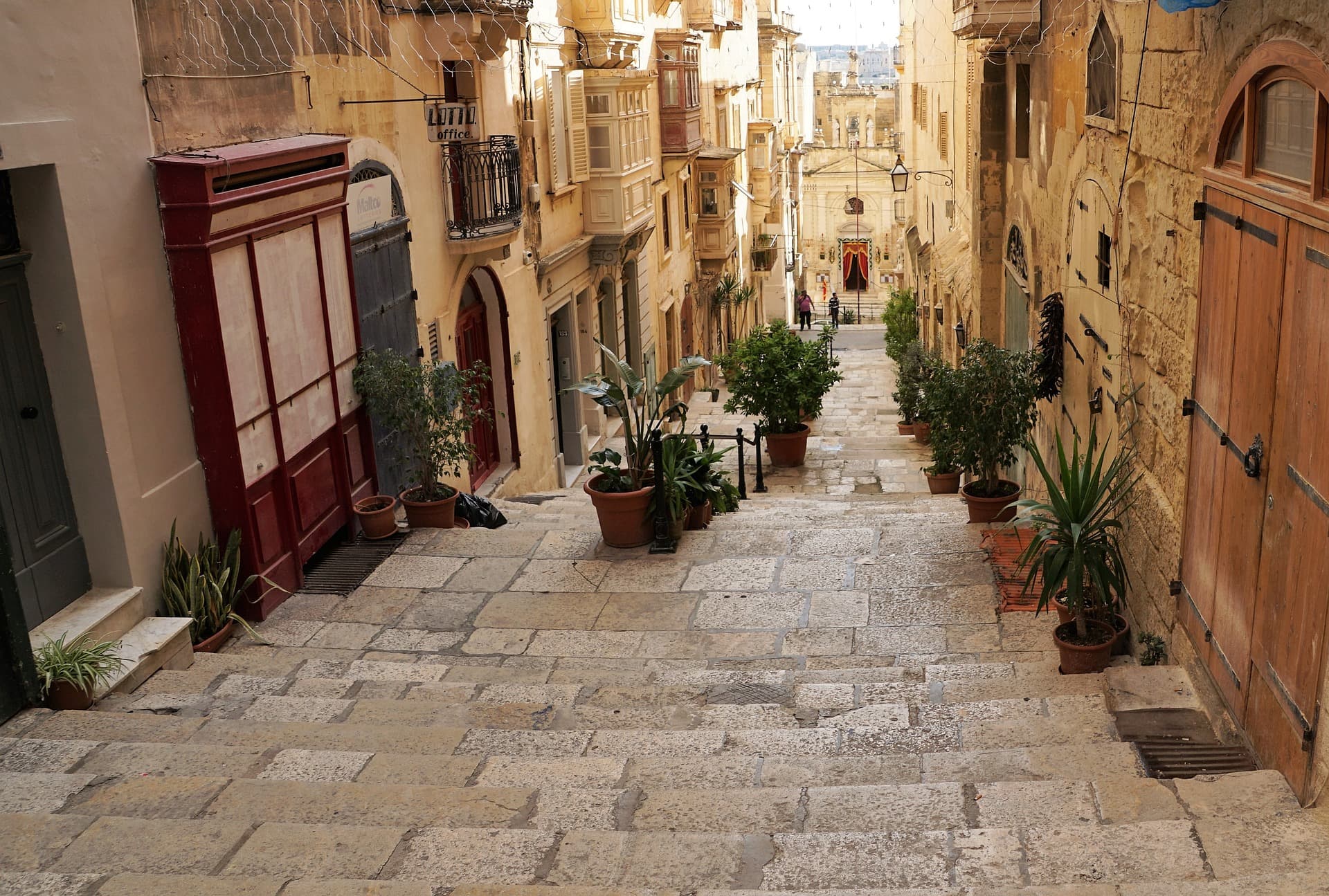 Valletta, Cobblestone Staircase