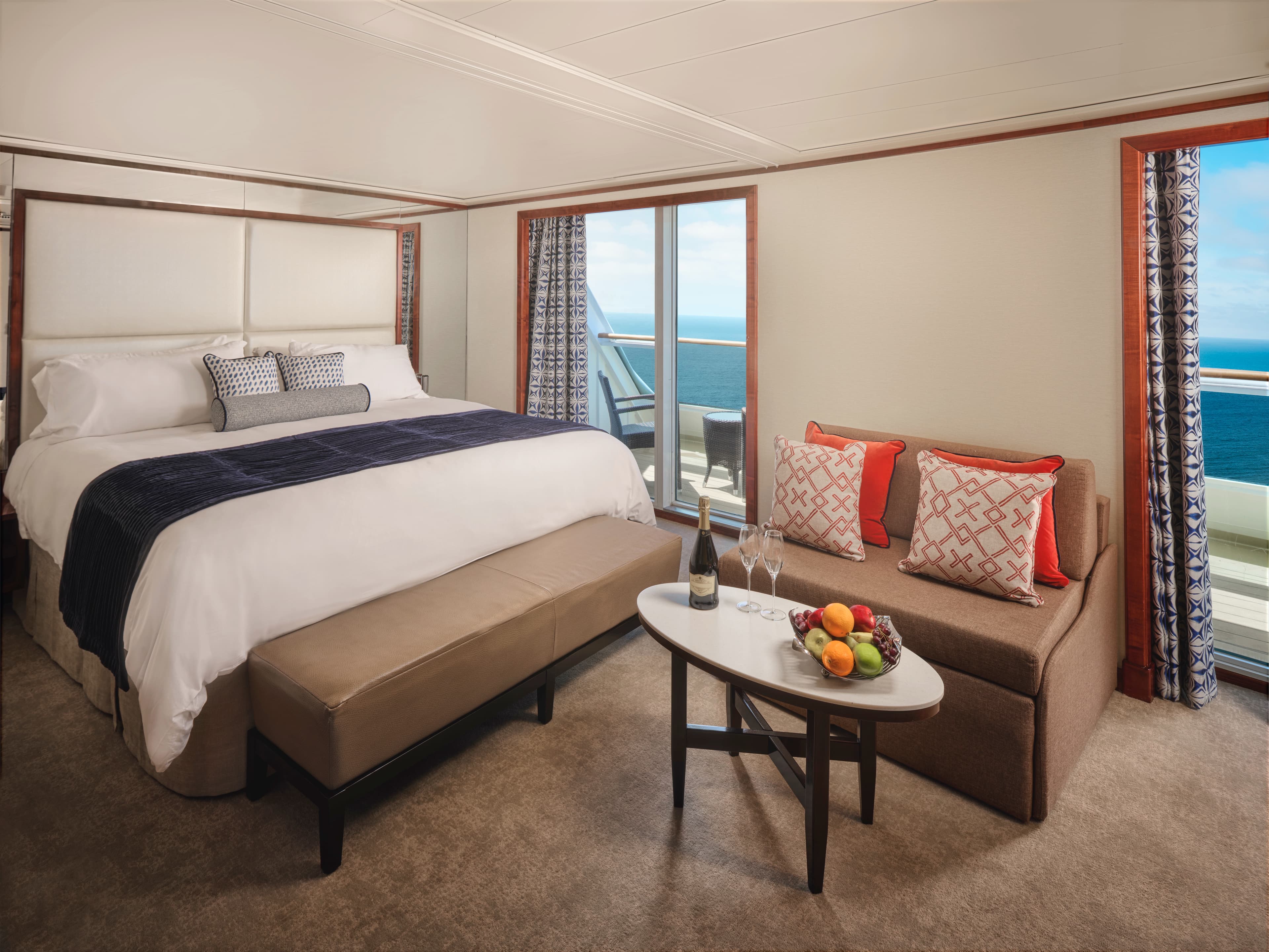 2-Bedroom Deluxe Family Suite with Balcony