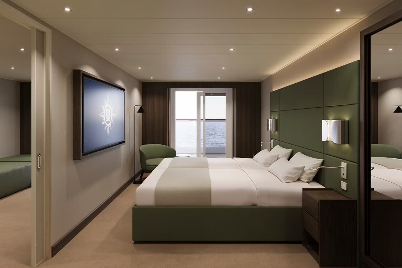 Yacht Club Executive and Family Suite with Balcony Suite