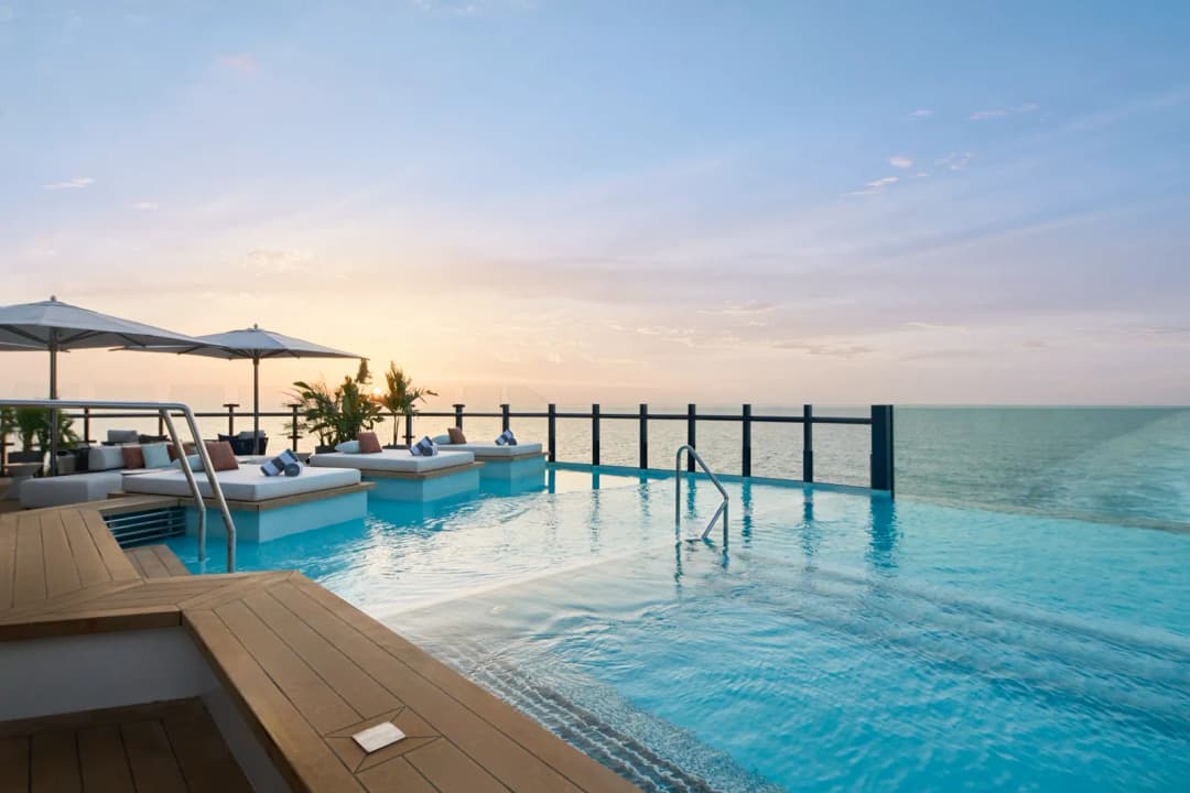 Beach House Pool