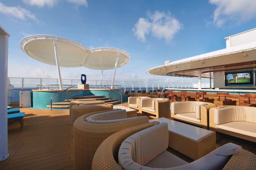 Vibe Beach Club